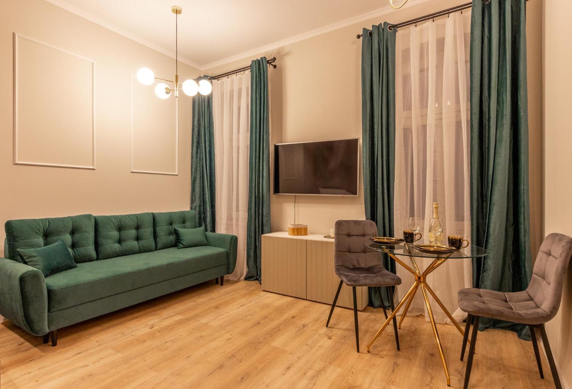 Chill Apartments Central Station Kattowitz Exterior foto